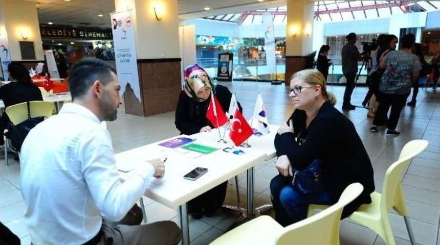 İş Arayan Kadınlarla İşverenler Beylikd&uuml;z&uuml;&rsquo;nde Buluştu