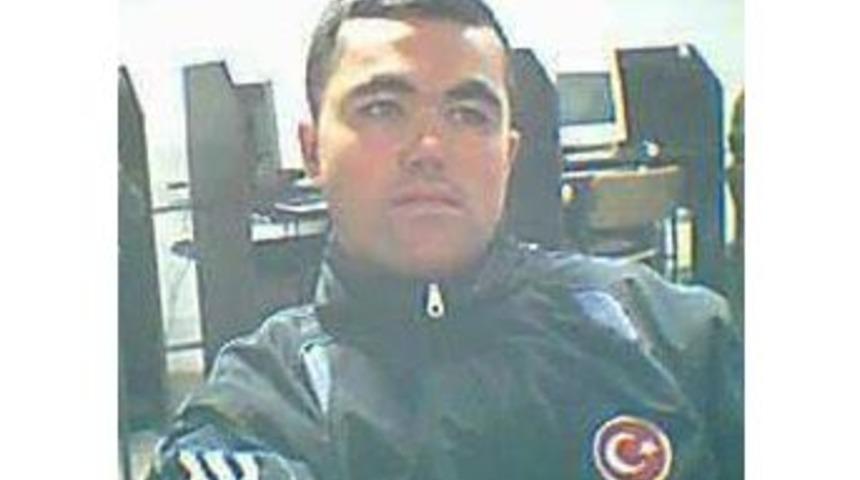 Odun Par&ccedil;aları İ&ccedil;in Arkadaşını &Ouml;ld&uuml;rd&uuml;