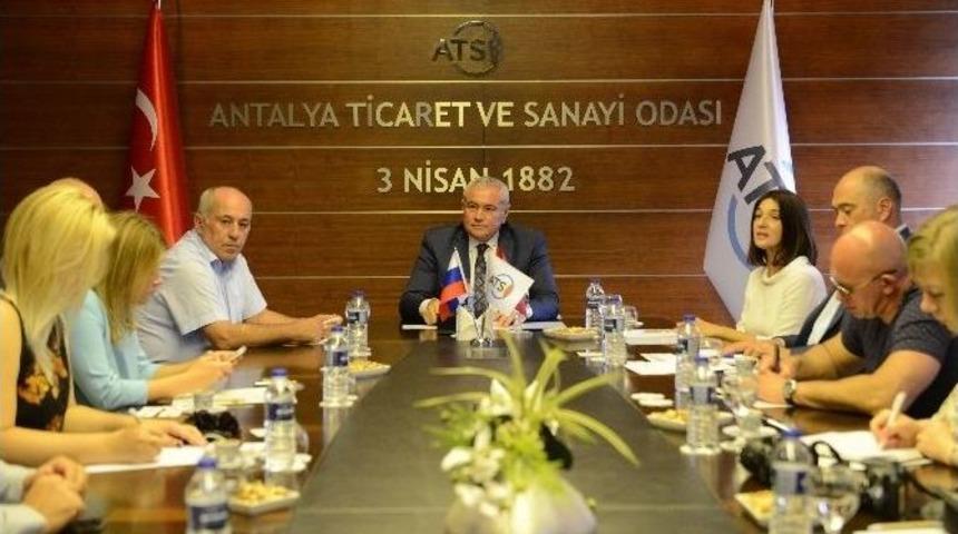 Atso Başkanı Davut &Ccedil;etin Rus Gazeteci Heyetini Konuk Etti