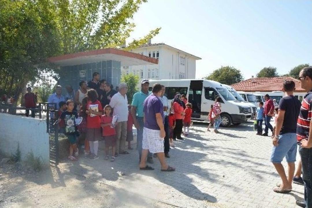 Ortaca&rsquo;da Velilere Servis Ve Yemek S&uuml;rprizi