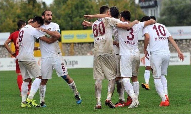 İnegölspor Teknik Direktörü Osman Özdemir: