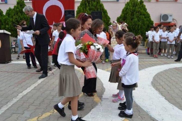 Ayvalık’ta Yeni Öğretim Yılına Gecikmeli Tören G2