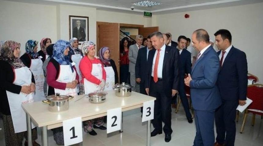 Burdur&rsquo;da Kuru Fasulye Pişirme Yarışması