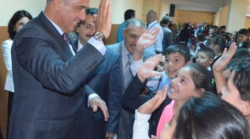 Milletvekili Ilıcalı&rsquo;dan Mezunu Olduğu Okula Anlamlı Ziyaret