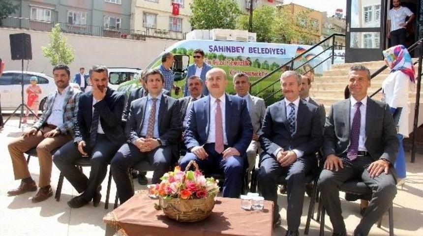 Şahinbey Belediyesinden 20 Bin &Ouml;ğrenciye Kırtasiye Yardımı