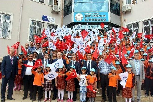 Şahinbey Belediyesinden 20 Bin Öğrenciye Kırtasiye Yardımı