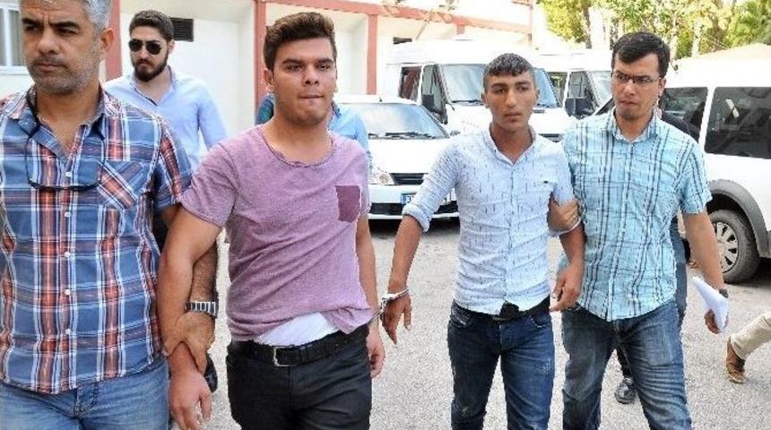 Cinayet Zanlısının Rahat Tavırları ’pes’ Dedirtti