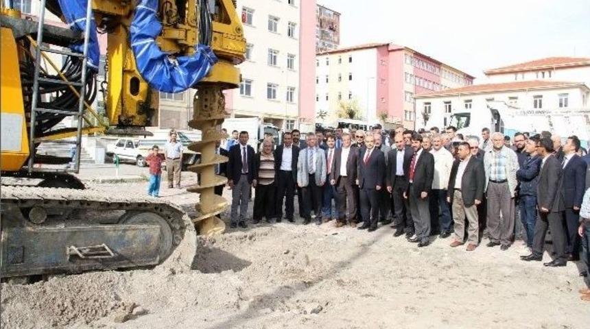Yozgat’ta 350 Araçlık Otoparkın İnşaatı Başladı