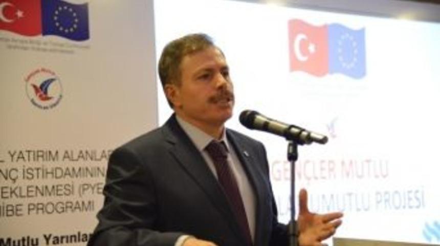 Uşak &Uuml;niversitesi&rsquo;nden &ldquo;gen&ccedil;ler Mutlu Yarınlar Umutlu&rdquo; Projesi