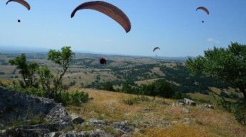 Yamaç Paraşütçüleri Kırklareli’nde Buluşacak
