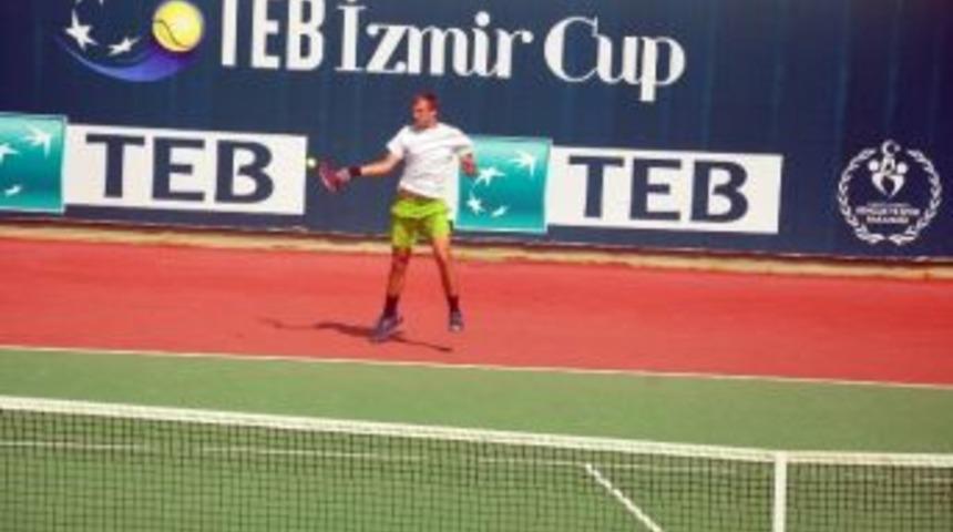İzmir Cup&rsquo;ta &Ccedil;eyrek Finalistler Belli Oldu