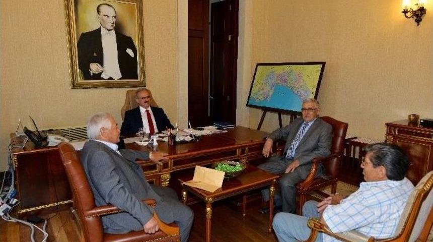 Korkuteli&rsquo;li Hayırseverler Vali Karaloğlu&rsquo;nu Ziyaret Etti