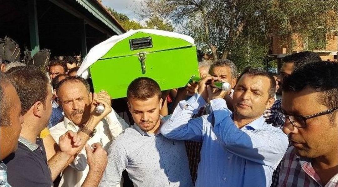 Chp Milletvekili Kara&rsquo;nın Annesi Hatipler&rsquo;de Toprağa Verildi