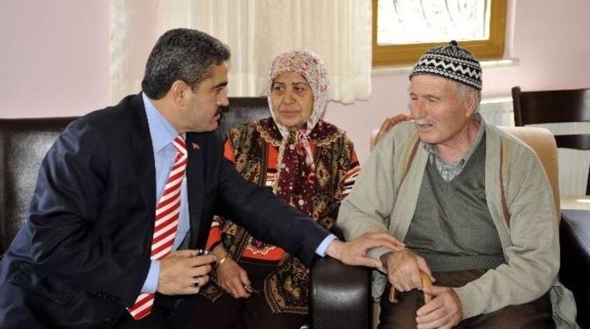 Haluk Alıcık, Alzheimer Hastalarını Yalnız Bırakmadı