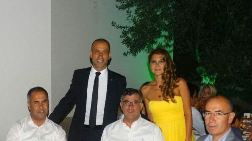 Sevilen &Ouml;ğretmen Evlilik D&ouml;nemecine Girdi