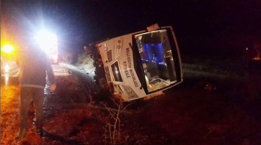 Kulu&rsquo;da Midib&uuml;s Devrildi: 2 &Ouml;l&uuml;, 7 Yaralı