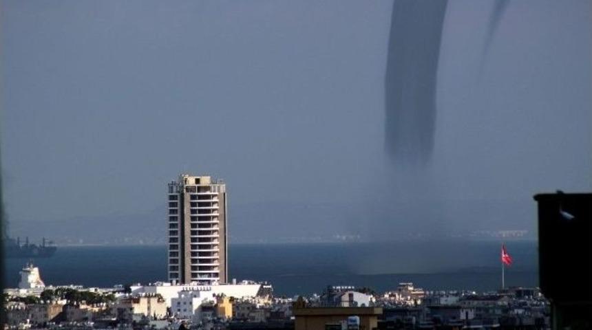 İskenderun&rsquo;da Aynı Anda İki Hortum &Ccedil;ıktı