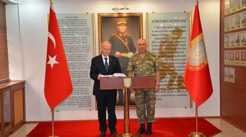 Vali Ceylan’dan Tümgeneral Alparslan’a İadeyi Ziyaret