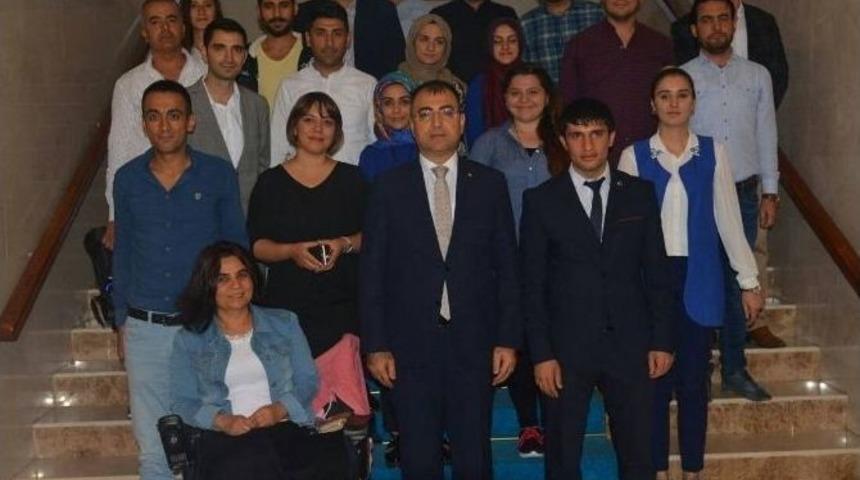 Gen&ccedil;lik Konseyi Vali Toprak&rsquo;ı Ziyaret Etti