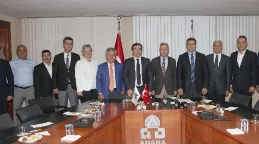 İş D&uuml;nyasına Yapılandırmadan Yararlanma &Ccedil;ağrısı