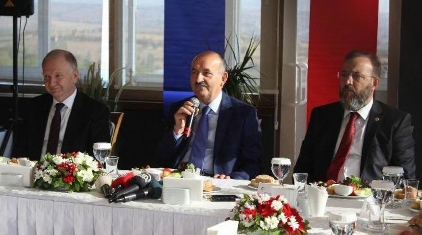 Bakan Müezzinoğlu: “emeklilere Promosyonda Çalışmalarımızı Bir Noktaya Getirdik”