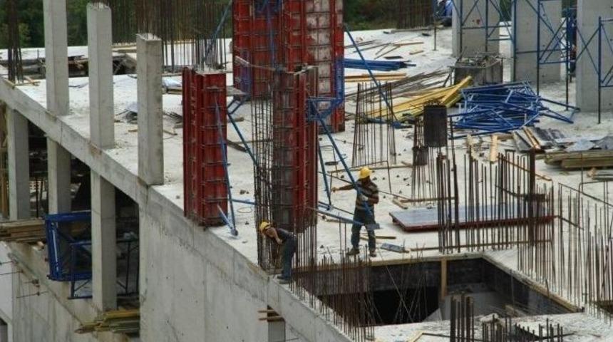 Umuttepe &Ouml;ğrenci Yurdunda &Ccedil;alışmalar Devam Ediyor