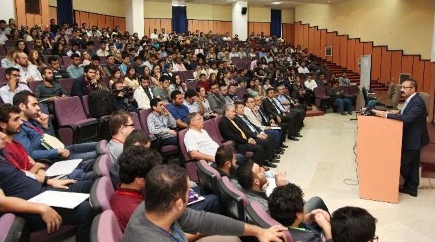 Rekt&ouml;r G&uuml;r İnt&ouml;rnlere Seslendi: &lsquo;&lsquo;gittiğiniz Kurumlara Damganızı Vurun&rsquo;&rsquo;