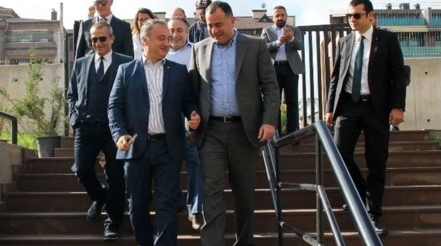 Taşdelen, &Ouml;ğrenci Yurdunda Son Hazırlıkları İnceledi