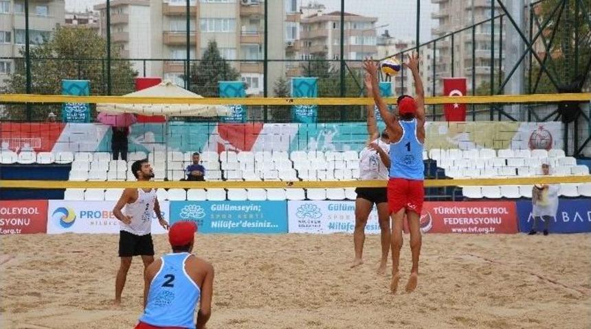Pro Beach Tour Nil&uuml;fer Etabı Başladı