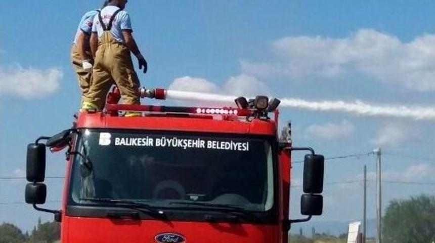 Burhaniye&rsquo;de Ot Yangını