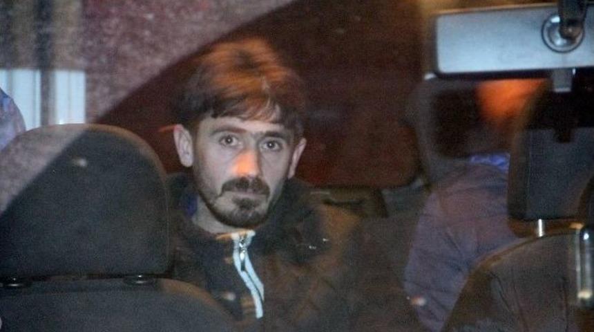 Eşini Ve Eşinin Sevgilisini &Ouml;ld&uuml;ren Zanlıya Tahrik İndirimi