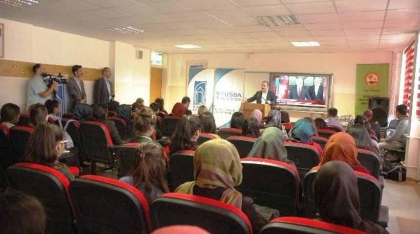 Tuşba Belediyesi&rsquo;nden &Ouml;ğrencilere &lsquo;milli İrade Ve Demokrasi Şehitleri&rsquo; Semineri