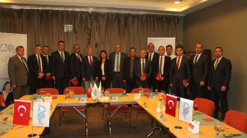 Kayseri Ticaret Odası Y&ouml;netimi Banka B&ouml;lge M&uuml;d&uuml;rleri İle Bir Araya Geldi