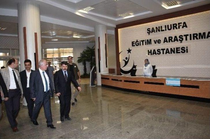 Vali Tuna Eski Hastane Binalarını İnceledi G3