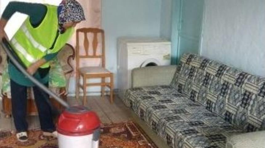 Ereğli Belediyesi&rsquo;nin Evde Bakım Hizmetleri S&uuml;r&uuml;yor