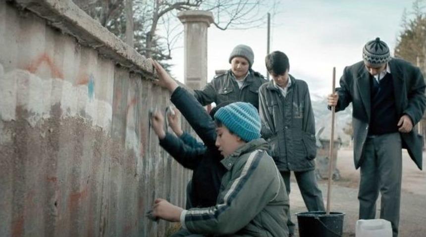 &ldquo;mavi Bisiklet&rdquo; İki B&uuml;y&uuml;k Festivalde Yarışacak