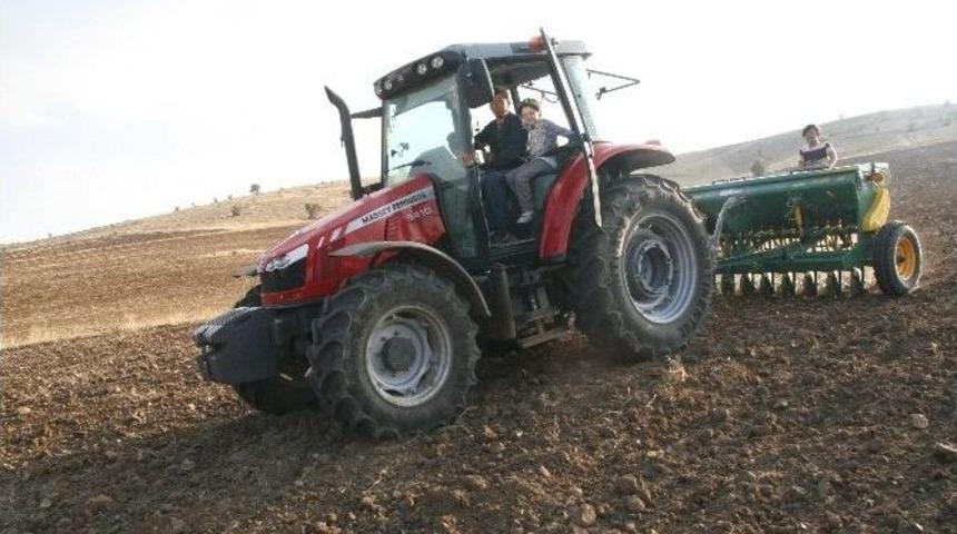 Yozgat&rsquo;ta &Ccedil;ift&ccedil;iler Ekim Hazırlıklarına Başladı