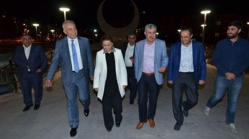 &Ccedil;alık &lsquo;15 Temmuz Milli İrade Anıtı&rsquo;nda İncelemelerde Bulundu