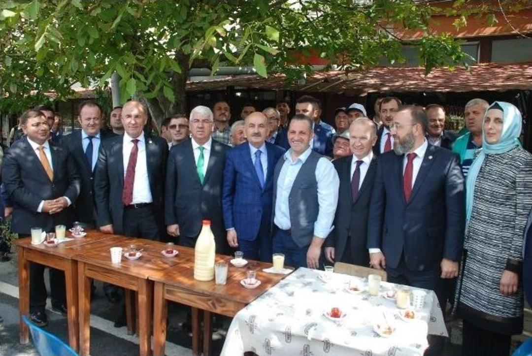 Bakan M&uuml;ezzinoğlu&rsquo;ndan Emeklilikte Yaşa Takılanlara &Uuml;z&uuml;c&uuml; Haber