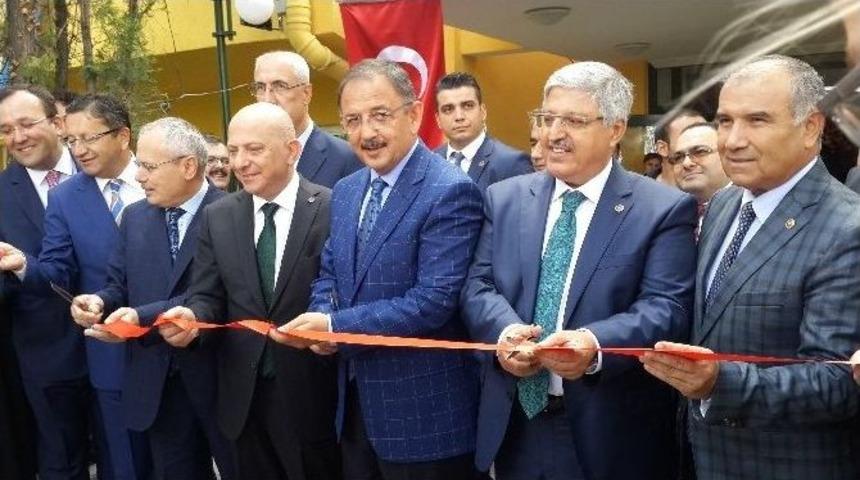 Bakan &Ouml;zhaseki: &ldquo;sağlıksız Yapılara Sahibiz"