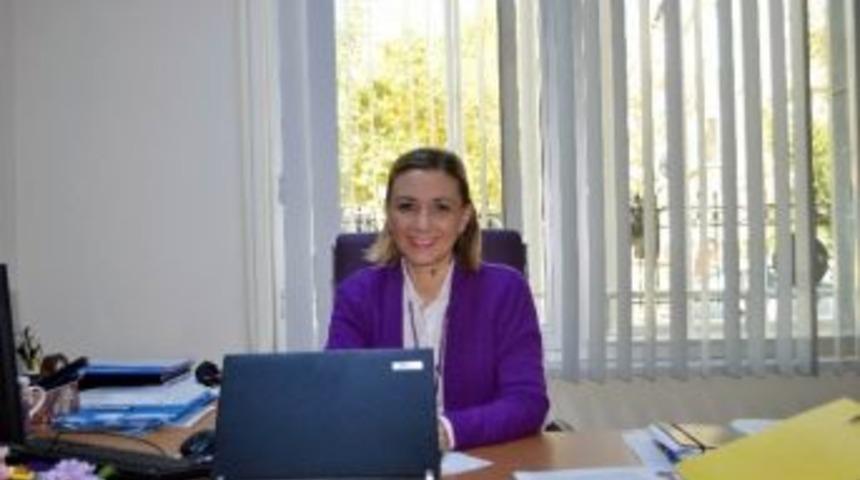 L&uuml;leburgaz Gen&ccedil;lik Merkezi M&uuml;d&uuml;r&uuml; &Ouml;z&ccedil;elik: