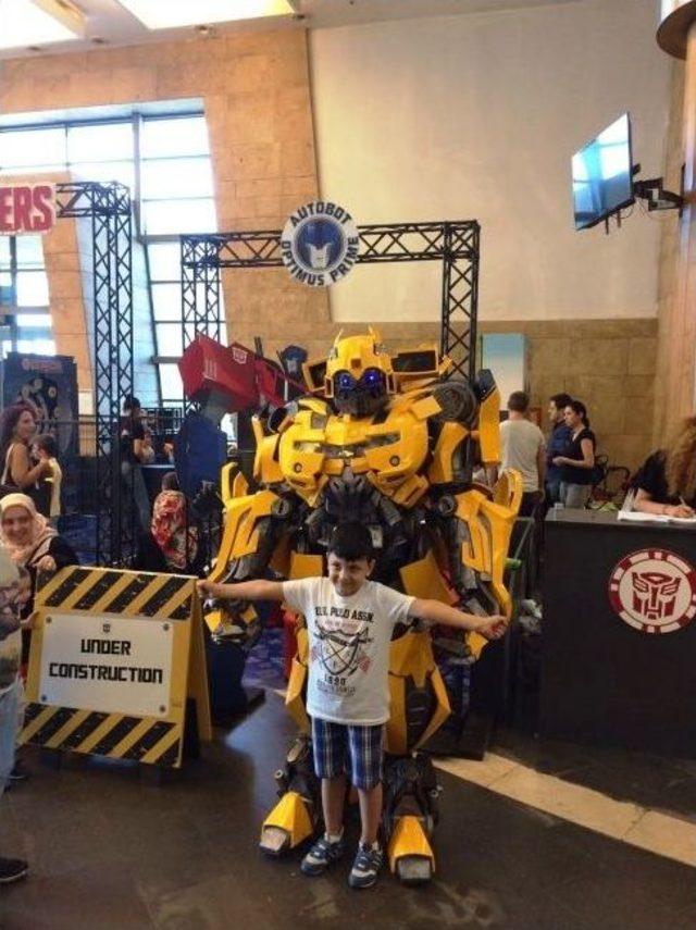 Transformers’ın Efsaneleri Optimus Prime Ve Bumblebee, Forum Trabzon’da Yoğun İlgi