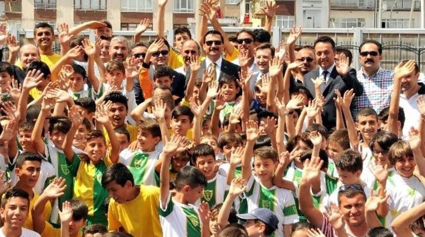 Ke&ccedil;i&ouml;ren Belediyesi&rsquo;nin Yaz Kurslarından Bin 520 &Ccedil;ocuk Faydalandı