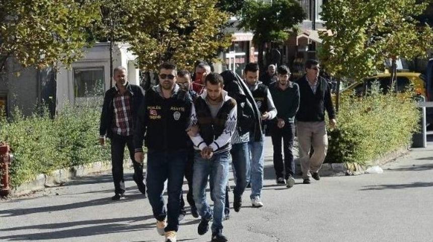 112 Bin Tl&rsquo;lik Mama Hırsızları Adliyede