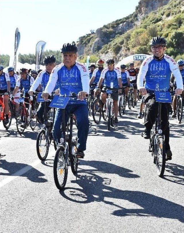 250 Bisikletçinin Tarihe Yolculuğu Başladı