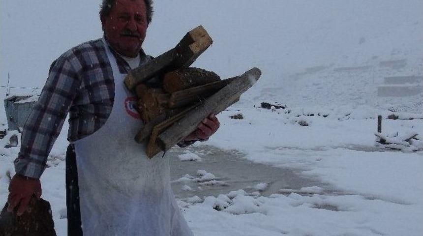 Rize&rsquo;de Yılın İlk Karı