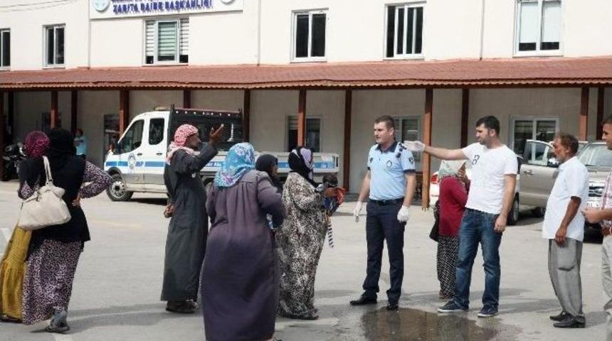 Kucaklarında Bebeklerle Dilenerek 3 Saatte 670 Lira Topladılar