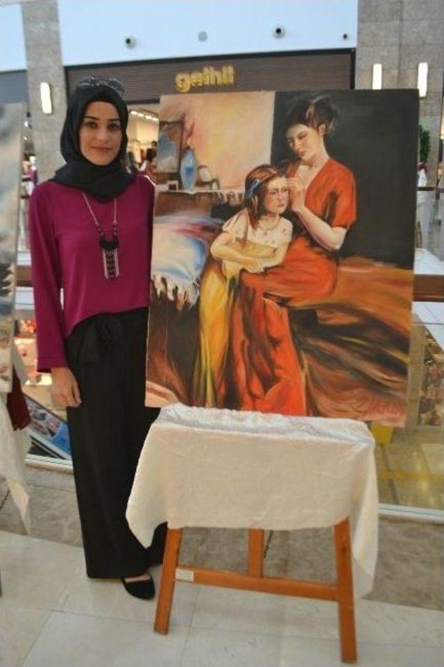 Osmaniyeli Ressam İlk Sergisini Açtı