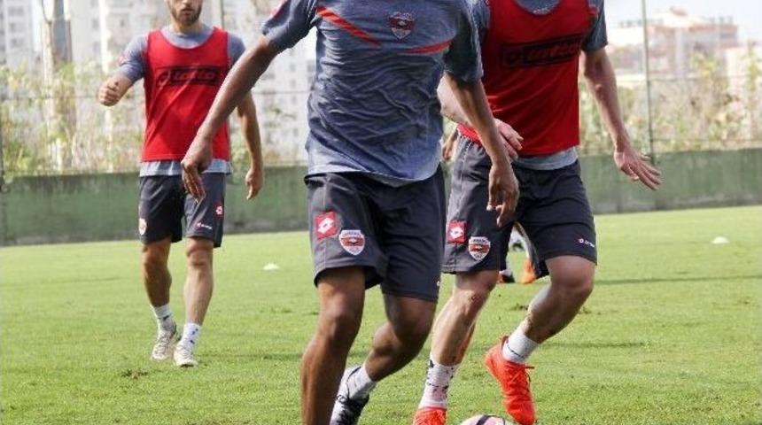 Adanaspor, Alanyaspor Ma&ccedil;ı Hazırlıklarını S&uuml;rd&uuml;r&uuml;yor