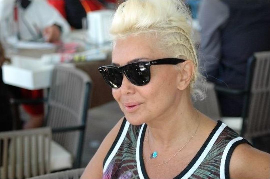 &Uuml;nl&uuml; Sanat&ccedil;ıyı G&ouml;renler Tanıyamadı